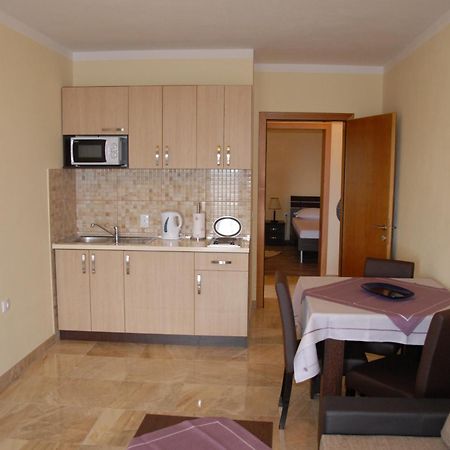 Guest House Evropa 2 Ulcinj Kültér fotó