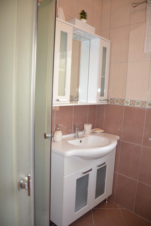Guest House Evropa 2 Ulcinj Kültér fotó