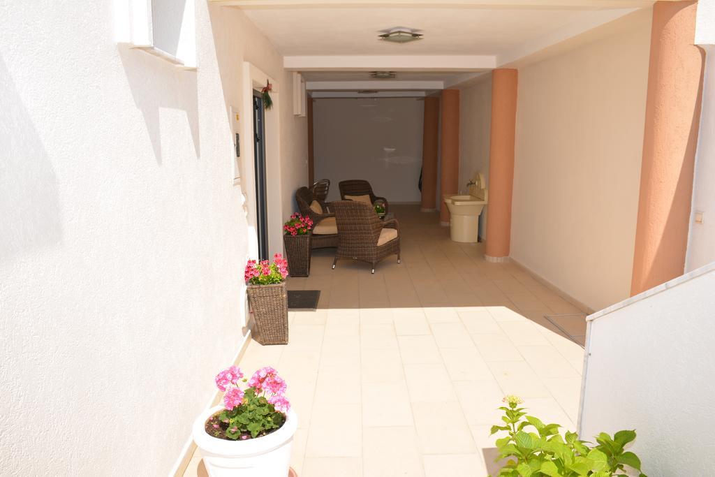 Guest House Evropa 2 Ulcinj Kültér fotó