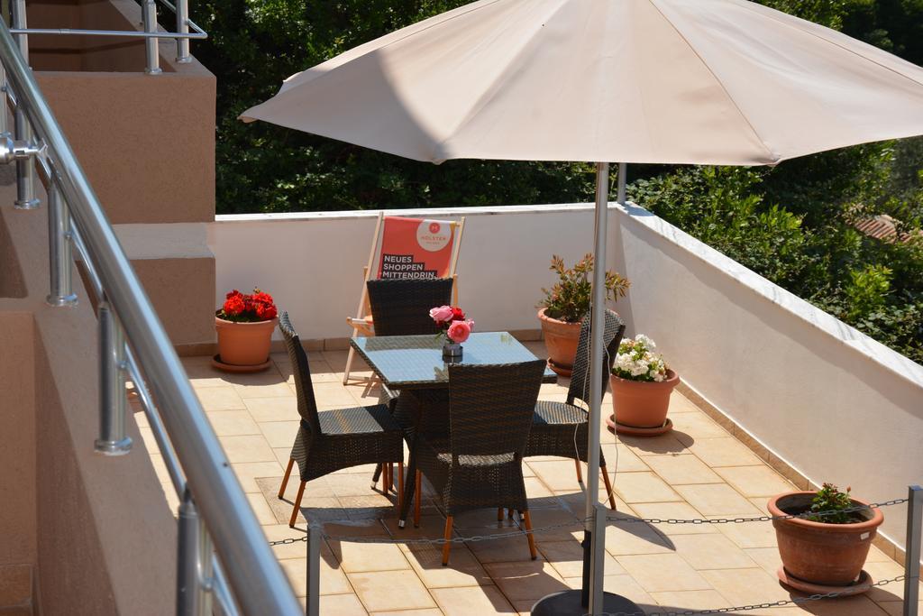 Guest House Evropa 2 Ulcinj Kültér fotó